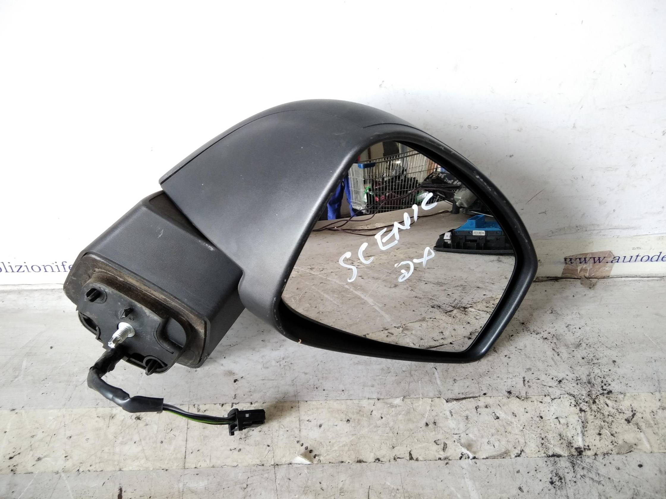 Retrovisore est. regolaz. elettr. dx.